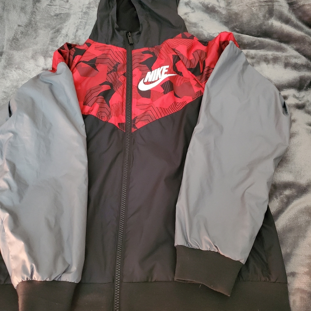 Nike windbreaker